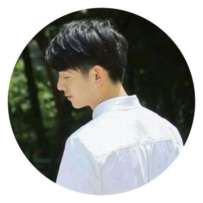 圆形头像非主流男生