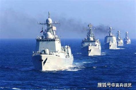 中国海军舰艇总吨位位居世界第二，中国海军雄起。_海军的