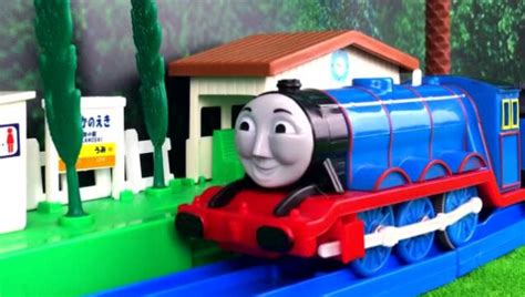 托马斯小火车综合能力比赛开始啦 速度与激情卡通动画大比拼_腾讯视频