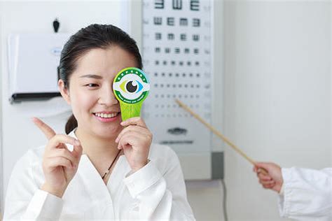 牧瞳：每个年龄阶段孩子的视力检查法不同，别让孩子用错方法 - 知乎