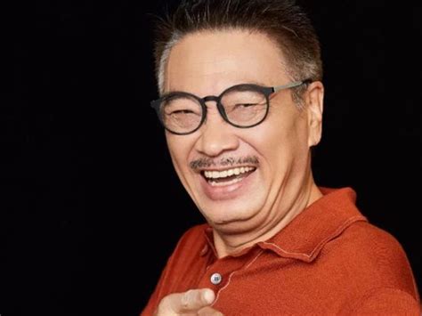 演员吴孟达去世，他见证了香港电影业的辉煌和衰落_京报网