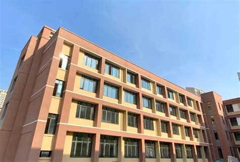美上天了！北京五中通州校区启用了，这个学校跟它合并了|通州|校区|教育_新浪新闻