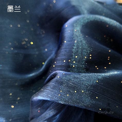 星空衣服非主流头像