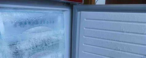 冰箱上层结冰怎么回事 冰箱上层结冰的原因_知秀网