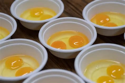 中国品牌鸡蛋|中国品牌鸡蛋土大妈教您什么样的鸡蛋不能吃,吃了对身体有害