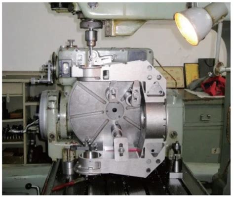 一种钛合金钣金件冷模热冲压成形工装及加工方法与流程