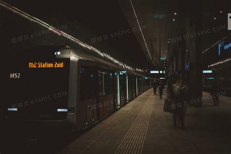 武汉恢复到站首日：260多趟列车停靠，6万多人“回家” - 国内动态 - 华声新闻 - 华声在线