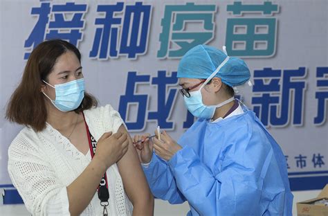 【南京广播电视台】推进疫苗接种，江苏多地在行动