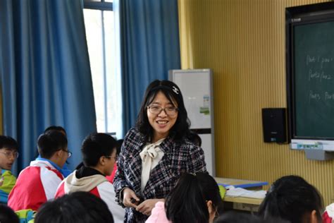 吉水二中举行青年教师优质课比赛_吉安新闻网