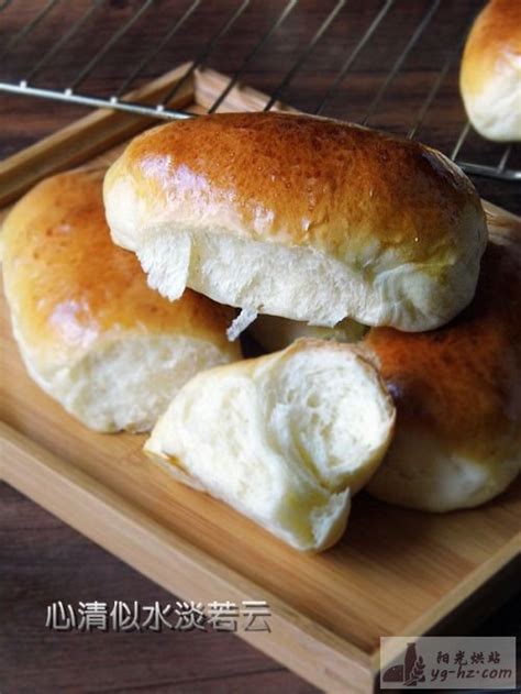【面包机松软面包的做法步骤图，怎么做好吃】orrs_下厨房