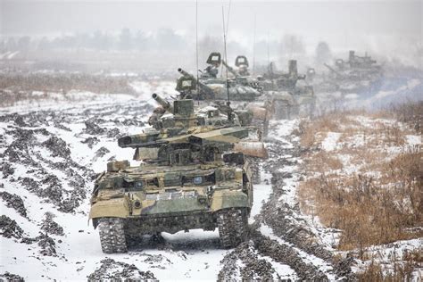 俄军12月正式列装首批“终结者”坦克支援车，俄上将称其火力无与伦比