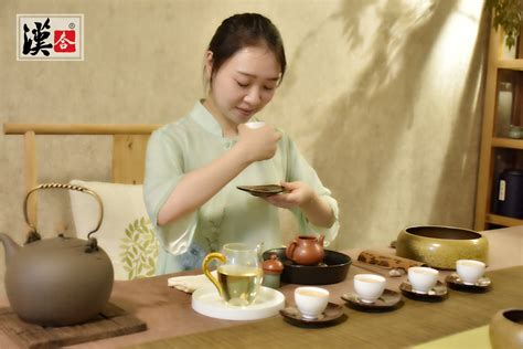 茶艺师能自学考证吗？茶艺师的前景和收入好吗？ - 知乎