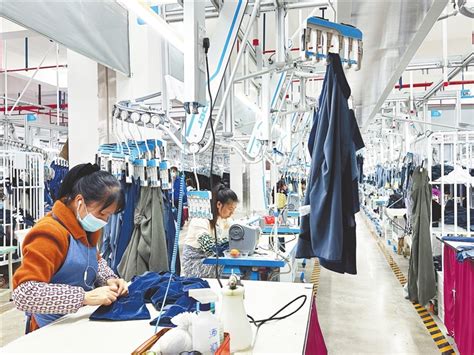 于都大力推动传统纺织服装业“智”变 | 赣州市人民政府