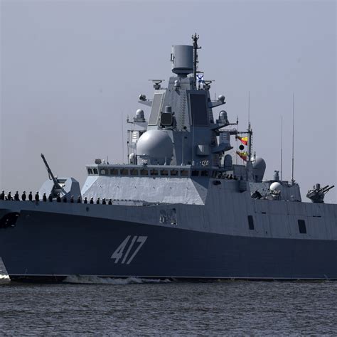 俄罗斯海军舰艇编队访问上海 - 热点追踪 - 国防教育网