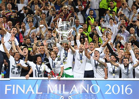 皇家马德里5比3战胜利雅得新月 第5次加冕世俱杯冠军_手机新浪网