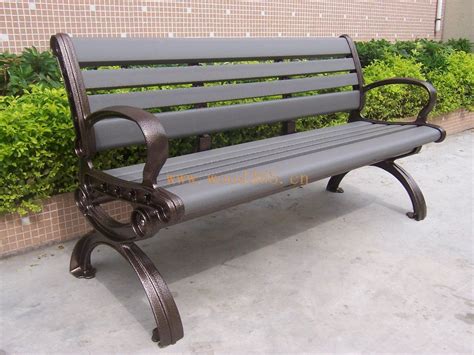 供应铸铁公园椅，塑木园林椅-广州时景户外家具公司