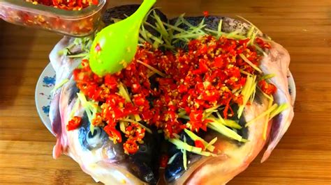 湖南特色剁椒鱼头做法，教你在家自制辣酱，香辣够味……|剁椒鱼头|厨房_新浪新闻