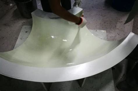 使用UV固化预浸料生产玻璃钢制品的基本流程演示 - 粘贴小报 - 武汉粘接学会--中南地区唯一且最大的粘接社团，胶粘剂和粘接技术汇聚地！