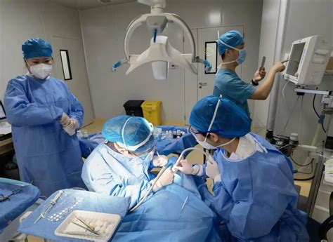 全县首例，平江县第一人民医院成功为2岁患儿实施结石微创手术 医院巡礼 华声在线岳阳频道