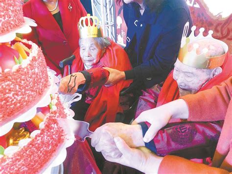 百岁老人的幸福生活与长寿秘诀—中国·重庆·大渡口网