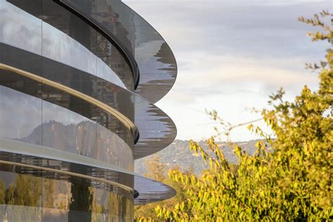 苹果的新总部apple park - 知乎