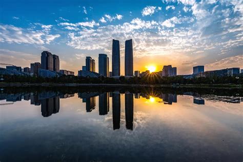 一个只在中国爆红的世界城市排名_杠杆游戏银银_问房