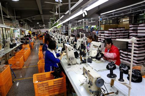 埃塞俄比亚的女鞋制造商华坚鞋企（图）_鞋业资讯_品牌观察 - 中国鞋网