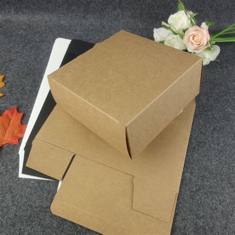 现货13x13x5.5cm牛皮白卡盒子 正方形中性纸盒 两头开木色包装盒-阿里巴巴