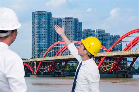 工程师桥梁技术员人像城市建设摄影图配图高清摄影大图-千库网