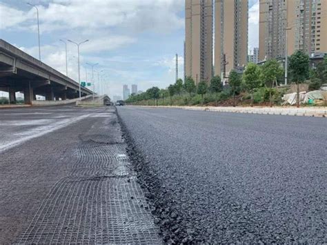 昆明沥青路面_彩色沥青马路_云南沥青路面施工「丰恒道路工程施工公司」-嵩明丰恒道路路面工程处