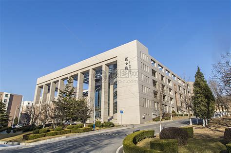 河南财经政法大学图书馆