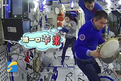 太空“做饭”要多久？中国航天员详介中国空间站，NASA投羡慕眼神|航天员|太空|空间站_新浪新闻