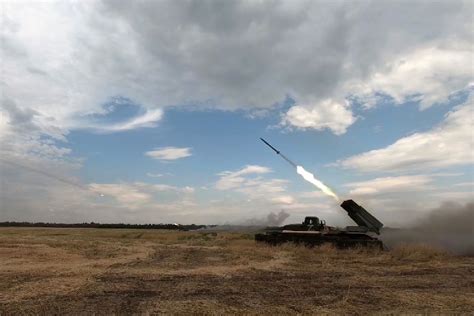 俄军打击乌军弹药库等目标 乌称在多地击退俄进攻|俄军|俄罗斯国防部|乌克兰_新浪新闻