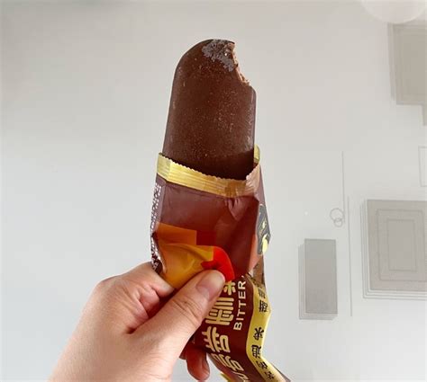 新品德华磨巧黑巧冰淇淋激凌巧克力曲奇颗粒纯脂摩巧网红雪糕-阿里巴巴