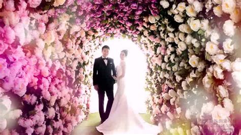 中式婚礼现场视频(新人结婚举行隆重中式婚礼，凤冠霞帔庄重喜庆，当事人：很不错的) - 【爱喜匠】