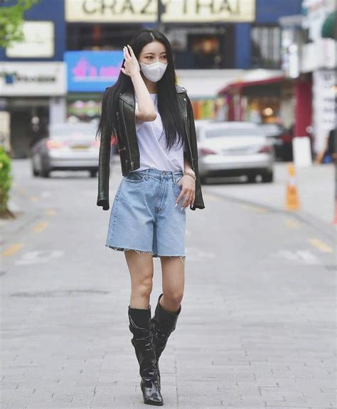 韩国小姐姐盐系酷女孩的完美穿搭示范指南|韩国_新浪新闻