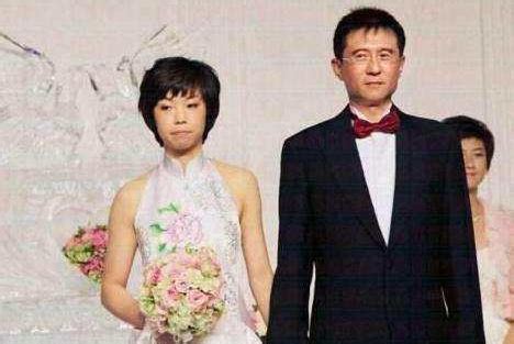 张怡宁嫁香港豪门超幸福！56岁老公为她50天不上班 结婚8年像初恋-搜狐体育