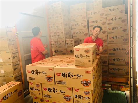 天津市规模最大仓储式红酒展销中心在东疆保税港区开业