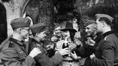 德国投降后，50万女兵为何一夜全部消失了？（组图）_王南方_新浪博客