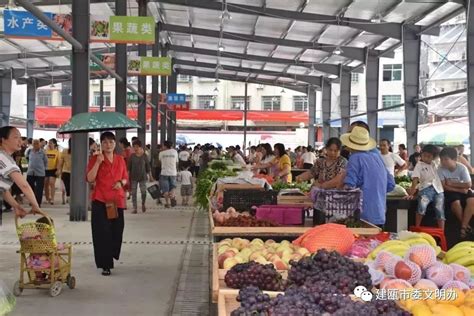 服务城区市民24年后 承载城市记忆的永安路菜市场开始升级改造 _今日镇江
