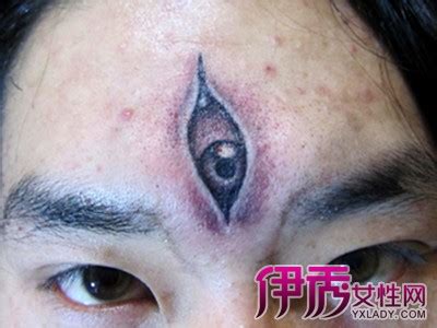 陆毅的纹身最霸气，陈冠希的纹身看不懂，胡歌的纹身最优雅！