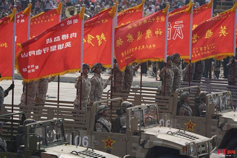 从国庆阅兵100面战旗看我军荣誉功勋部队 - 中国军网