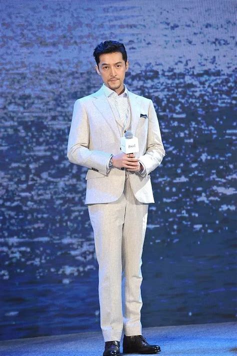 Emporio Armani在北京举办活动 庆祝胡歌成品牌代言人_凤凰时尚