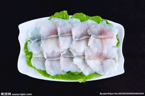 新鲜美食水产切片三文鱼生鱼片摆盘图片下载 - 觅知网