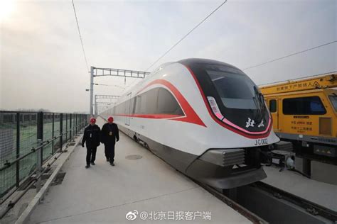 上海恢复开行至嘉兴红色旅游列车_高清大图_图片频道_云南网