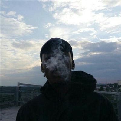烟的非主流头像