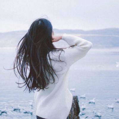 非主流背影头像长发女生