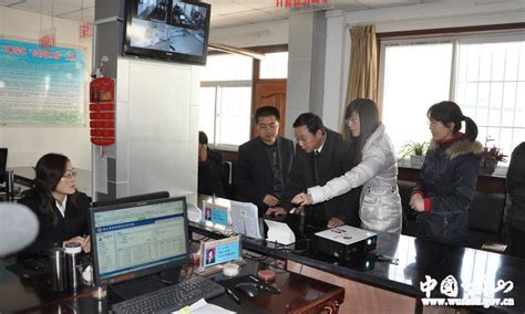 渭源县考察组参观武山县电子政务服务建设工作(图)--天水在线