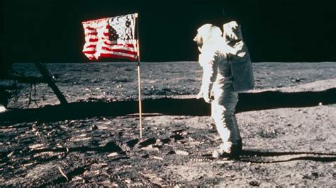Thousands of Spectacular High-Res Photos of the Moon Landings Have Just ...