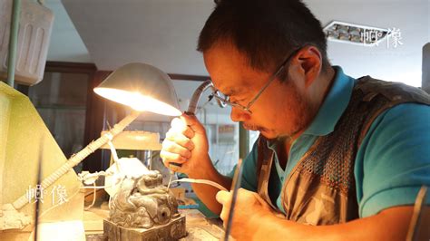 第39期：走近玉雕大师的世界 领略玉石雕刻的魅力 _中国网